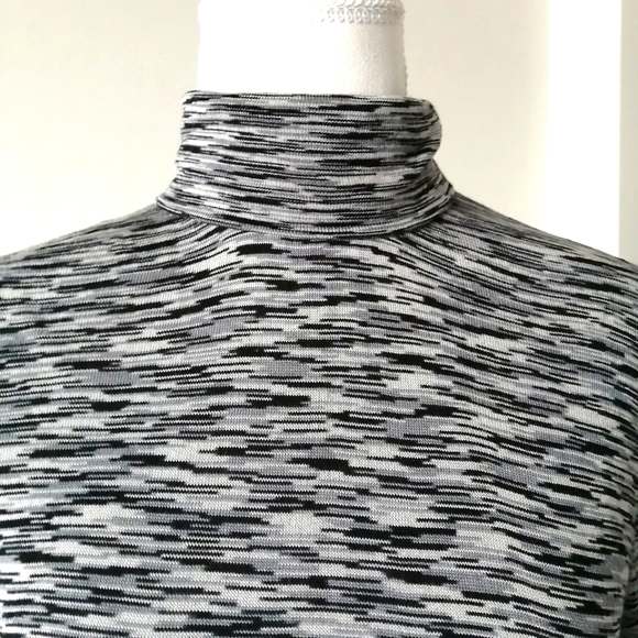 Winter dress - Picture 6 of 8